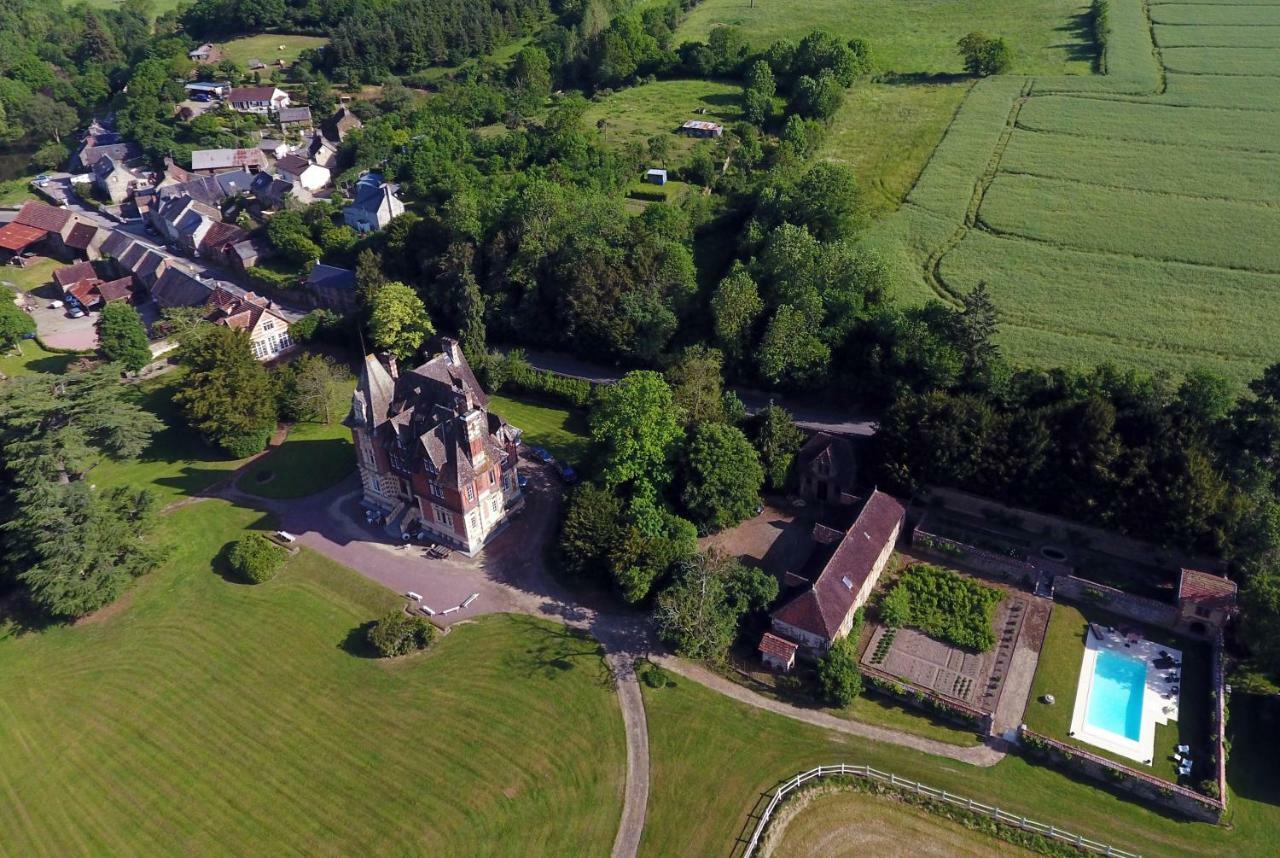 Gîte Les Ecuries du Manoir de Bénédicte Cahan Esterno foto